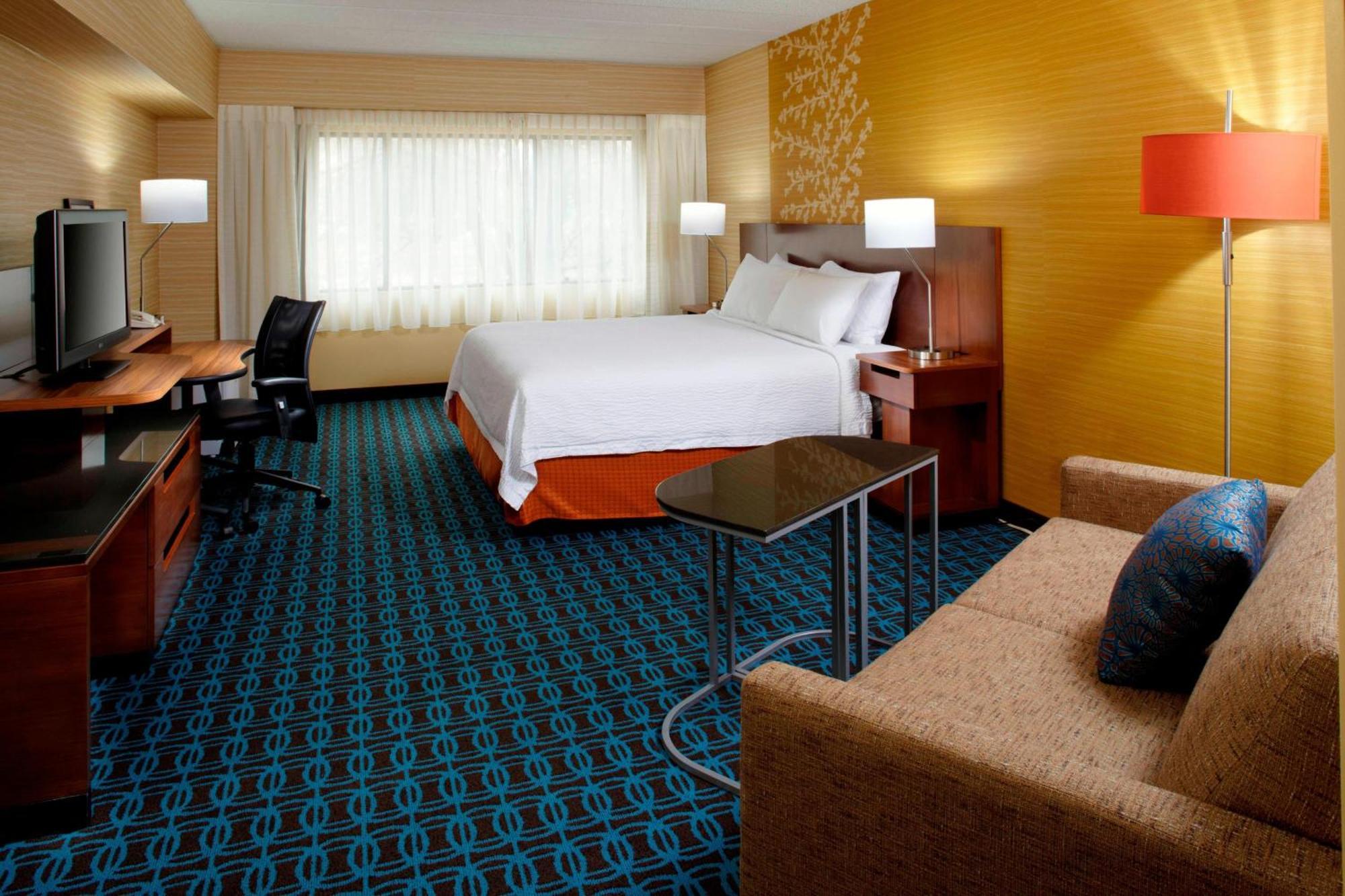 Fairfield Inn & Suites Парсипанни Номер фото